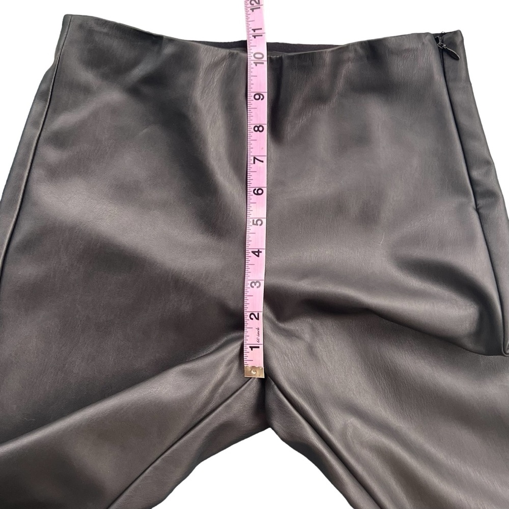 Banana Republic | High Rise Vegan Leather Pant | 4 - Picture 10 of 12